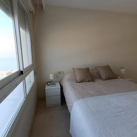 Duplex Penthhouse Parking Private Sea Views *